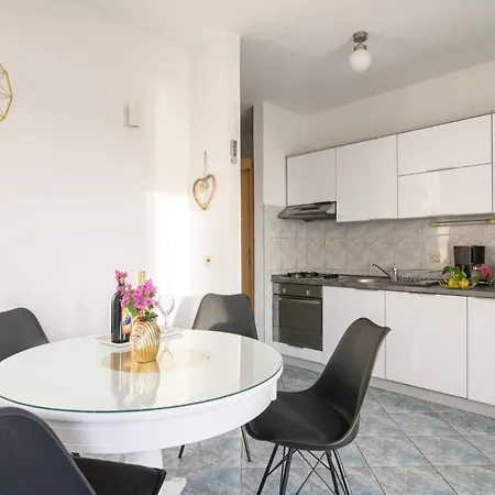 Nela Apartman *